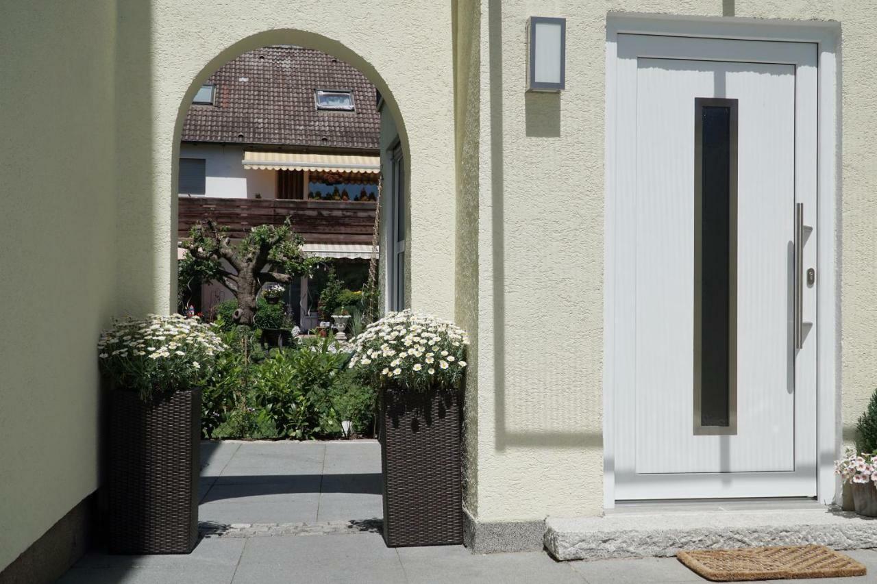 Bungalow Am Stadtrand Nuremberg ภายนอก รูปภาพ